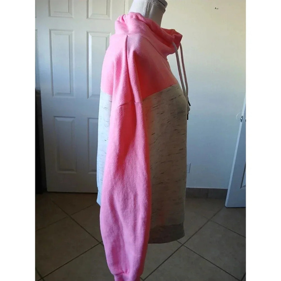 Reflex Life Is Out There Pink  Gray Hoodie Sweatshirt Adult Size Medium - Picture 2 of 14